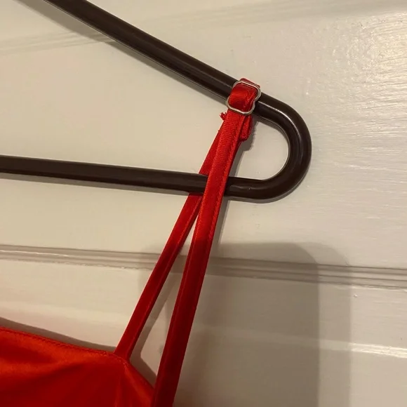 RED LONG DRESS - Picture 6 of 8